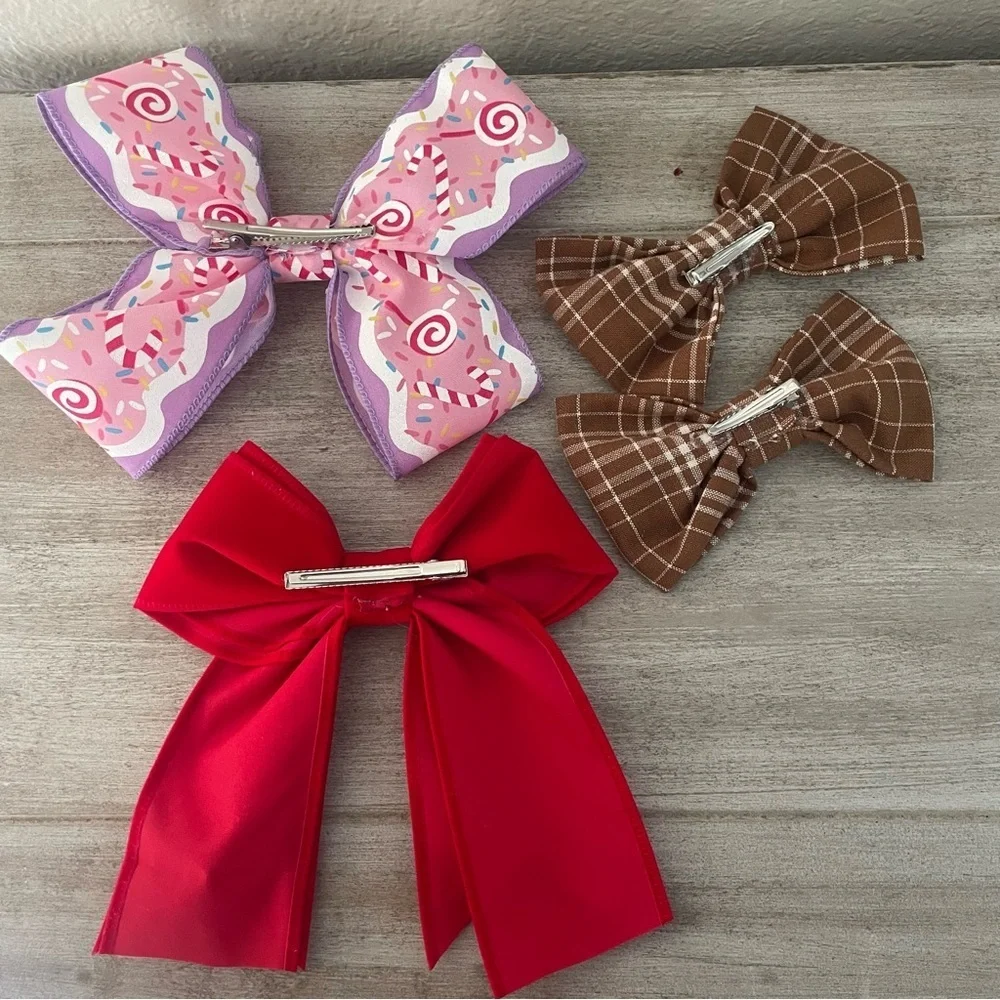 Handmade Colorful Christmas Kids Hair Bow bundle clip on accessories outfit chic